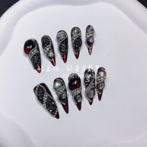 Pure handmade nail black and red nail patch high-end full-size nail patch [51# Flame]